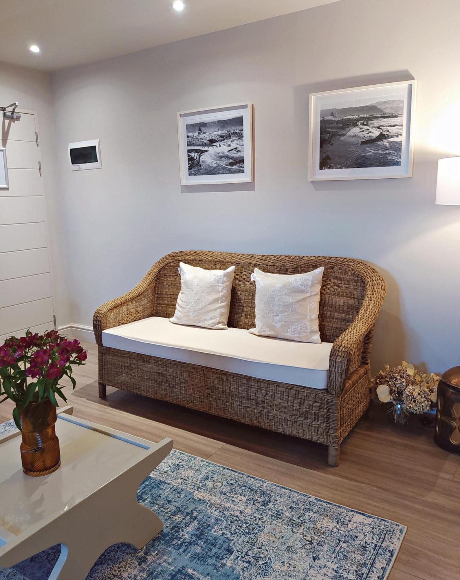 Apartment At Hermanus Waterfront Exterior foto